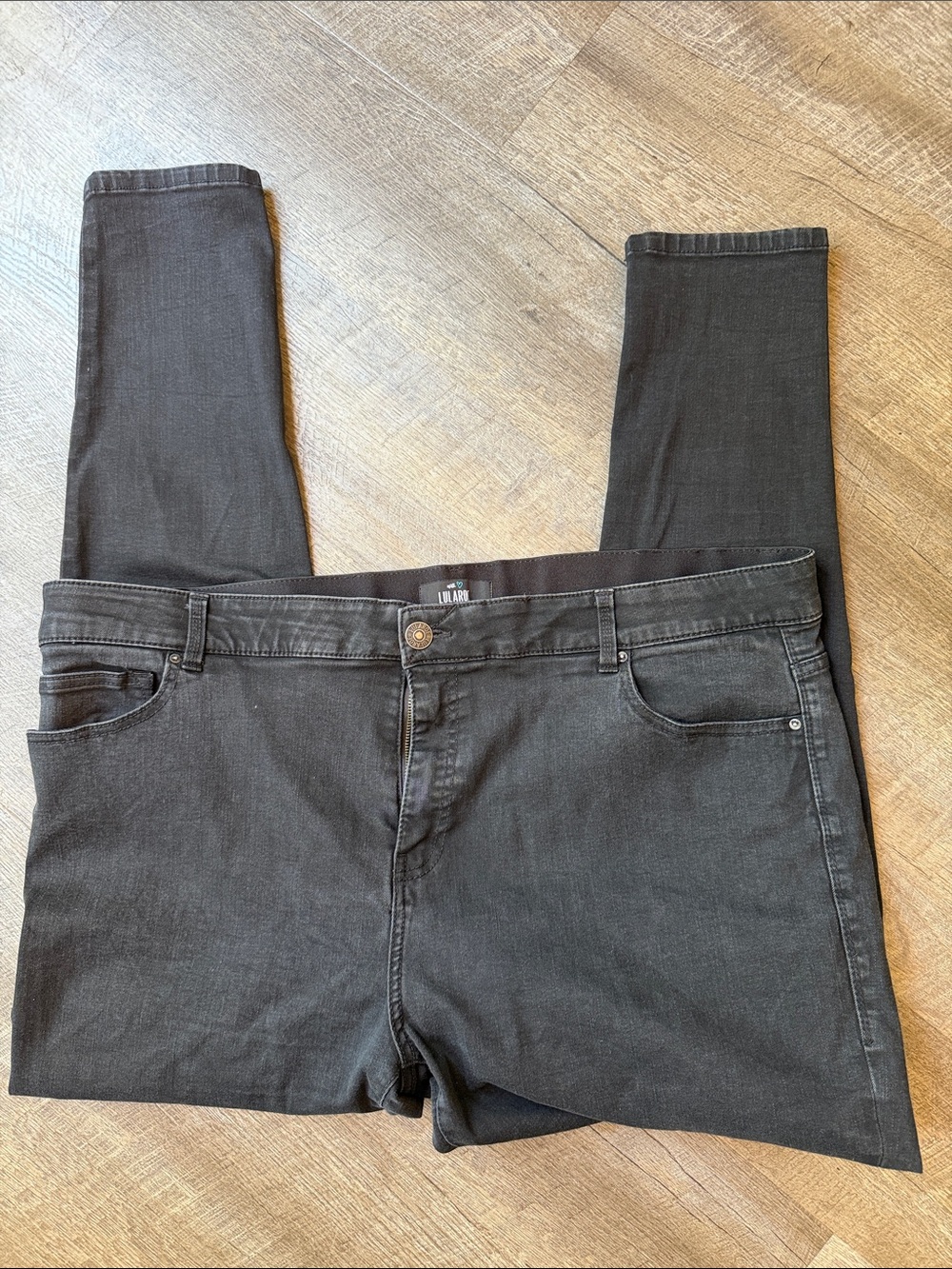 LuLaRoe Black Skinny Jeans - Slim Fit